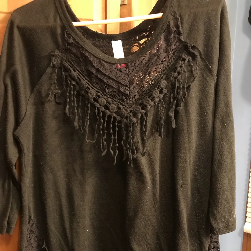 Black shirt